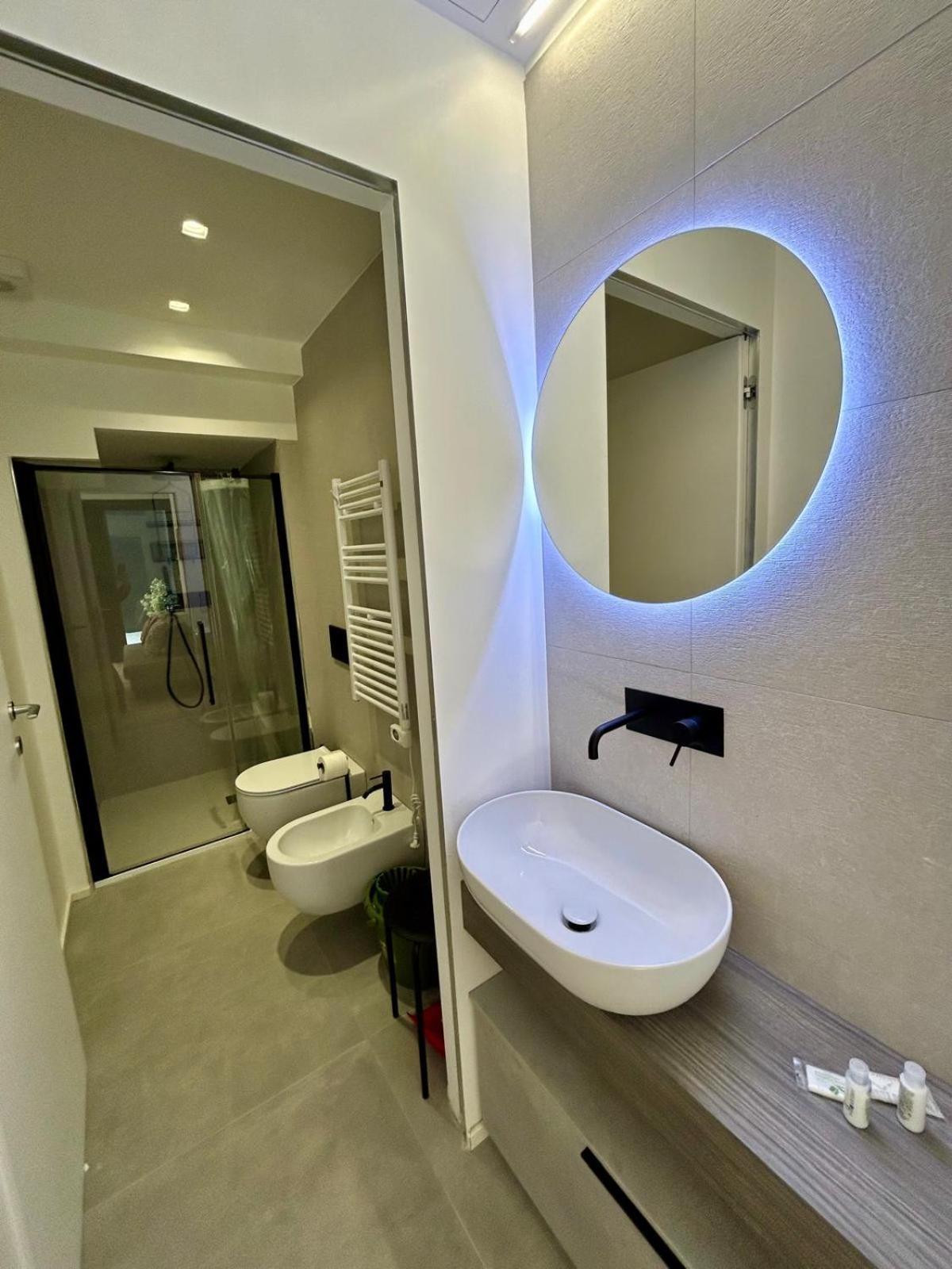 Kibilu Luxury Apt With Terrace, Isola District And Near Garibaldi Station ミラノ エクステリア 写真