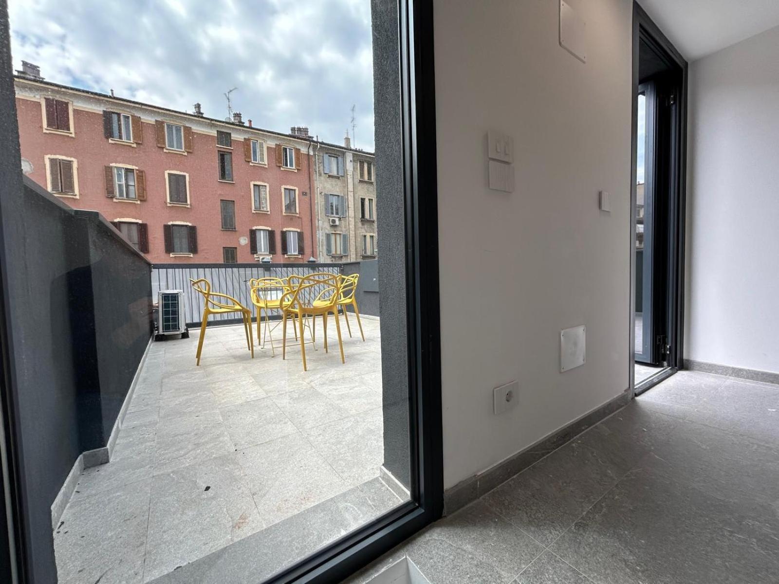 Kibilu Luxury Apt With Terrace, Isola District And Near Garibaldi Station ミラノ エクステリア 写真