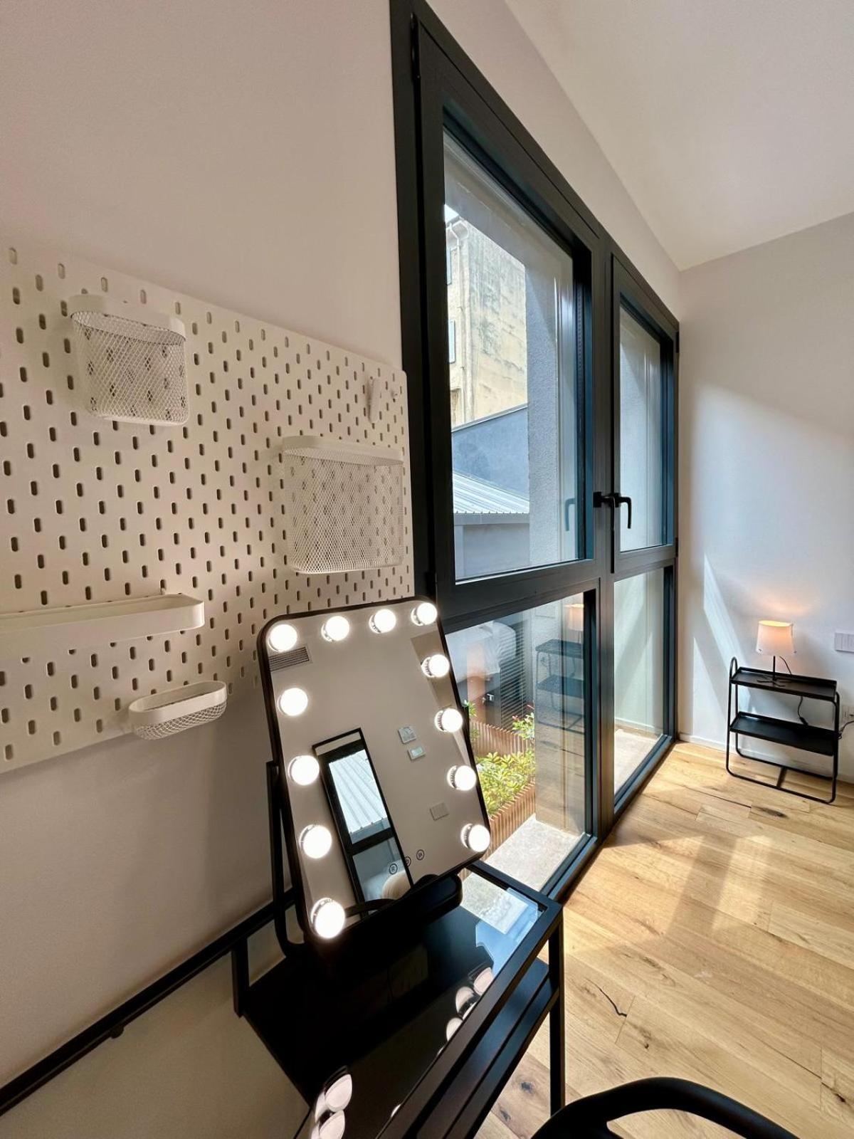 Kibilu Luxury Apt With Terrace, Isola District And Near Garibaldi Station ミラノ エクステリア 写真