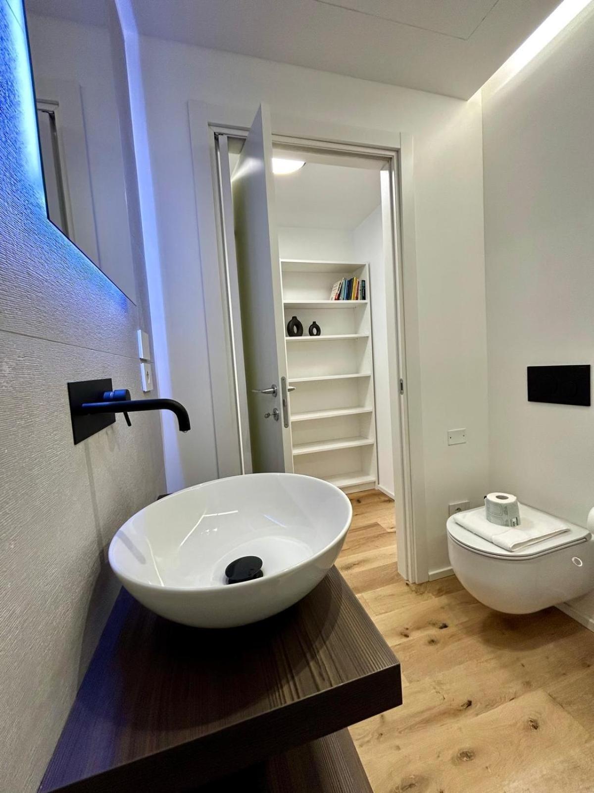 Kibilu Luxury Apt With Terrace, Isola District And Near Garibaldi Station ミラノ エクステリア 写真