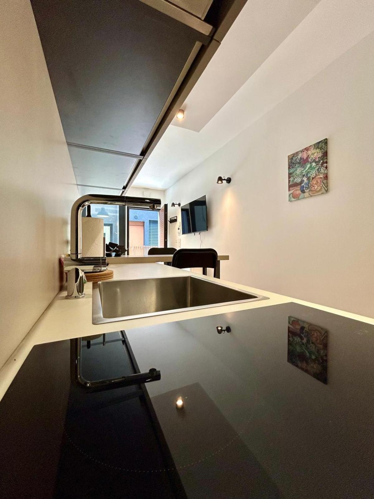 Kibilu Luxury Apt With Terrace, Isola District And Near Garibaldi Station ミラノ エクステリア 写真